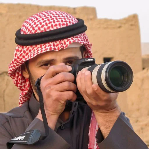 Desert scenes in the Kingdom reveal their aesthetics .. Tariq Al-Mutlaq's camera speaks natural plastic paintings