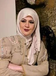 للمرة السادسة وضمن 600 فنان تشكيلي عالمي .. الفنانة لبنى ياسين تشارك في بينالي الصين للفنون